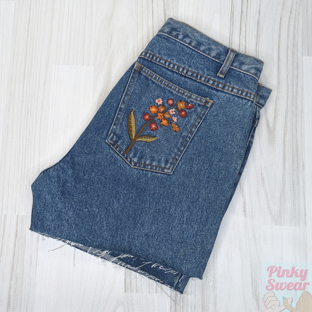 80s 90s VTG High Rise Mom Cut Off Shorts 31 / 32